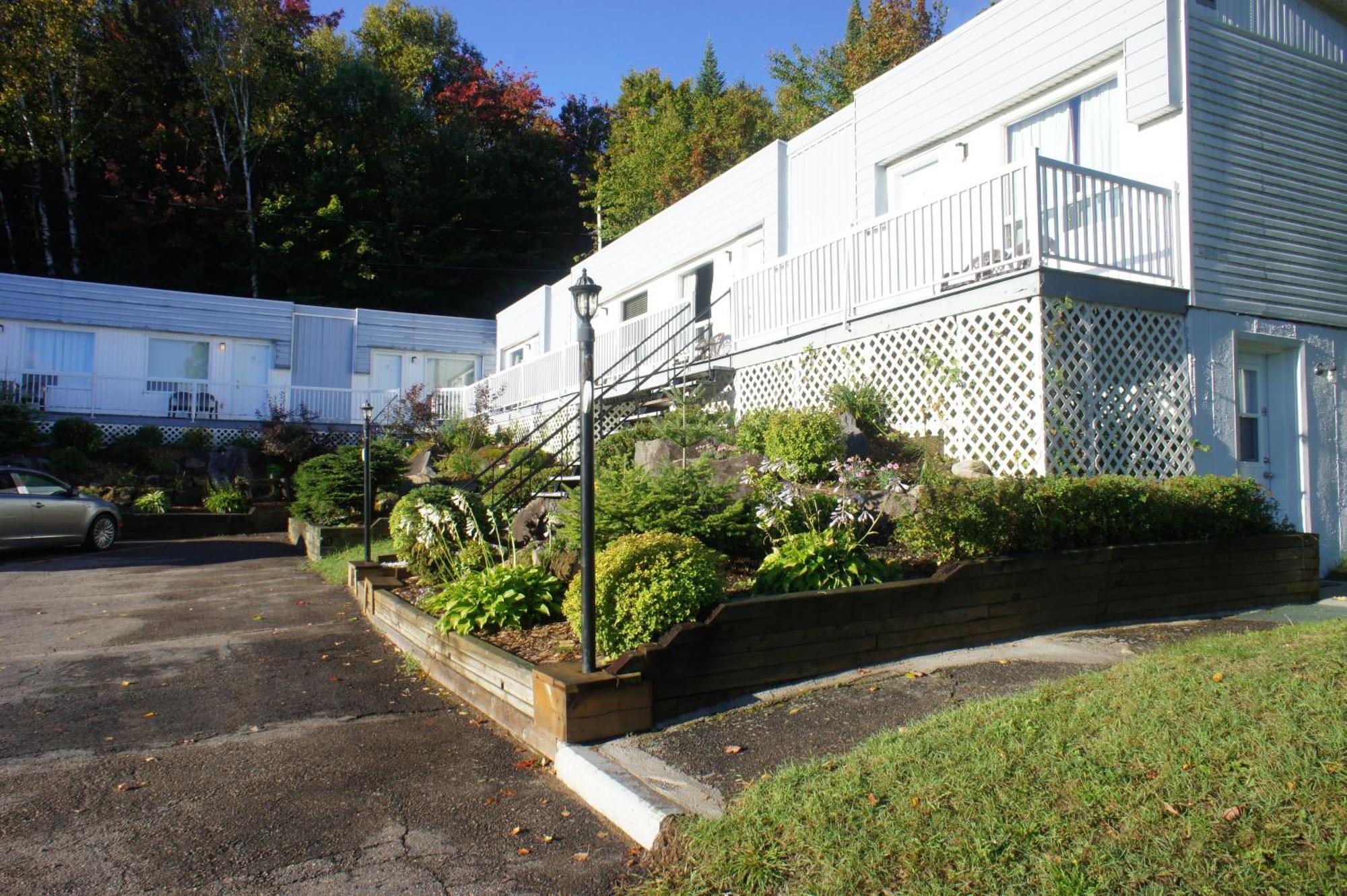 Motel Clair Mont Sainte-Agathe-des-Monts Eksteriør billede